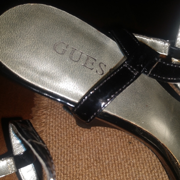 Guess wedges - Picture 2 of 4